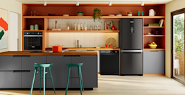 Geladeira com freezer embaixo
