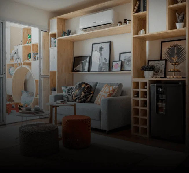 Sala de estar com móveis, adega e ar-condicionado na parede