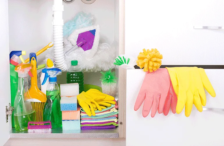Lista de produtos de limpeza que não podem faltar na sua casa