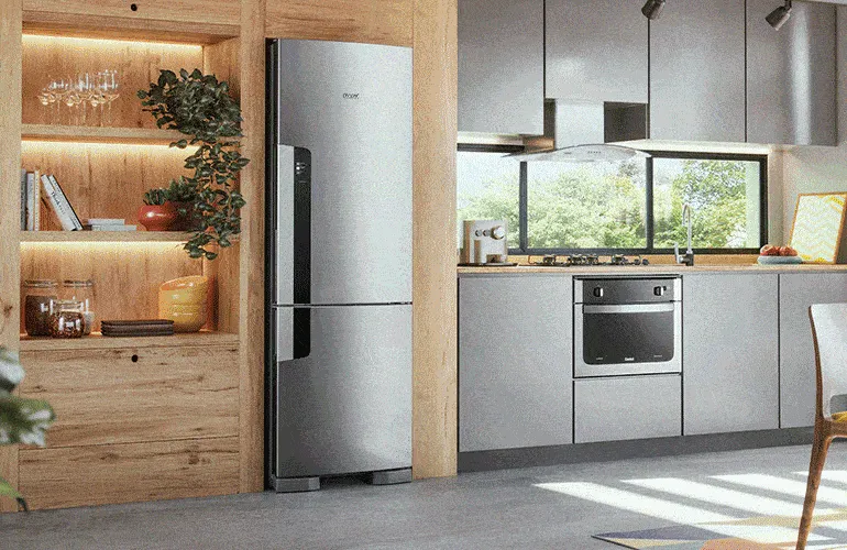 Geladeira inverse com freezer embaixo Consul