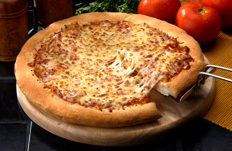 pizza com borda recheada
