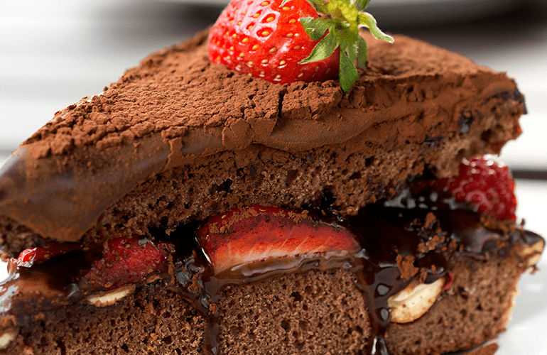 Bolo com recheio de chocolate: 7 opções para comer a semana toda