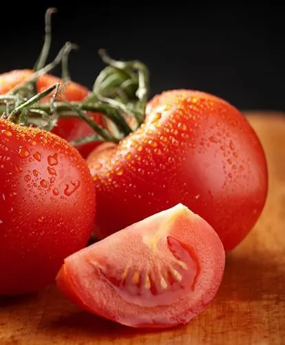 Origem do tomate: entenda mais sobre essa fruta tão versátil