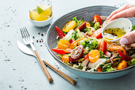 Receitas leves na primavera: sabor e frescor na mesa