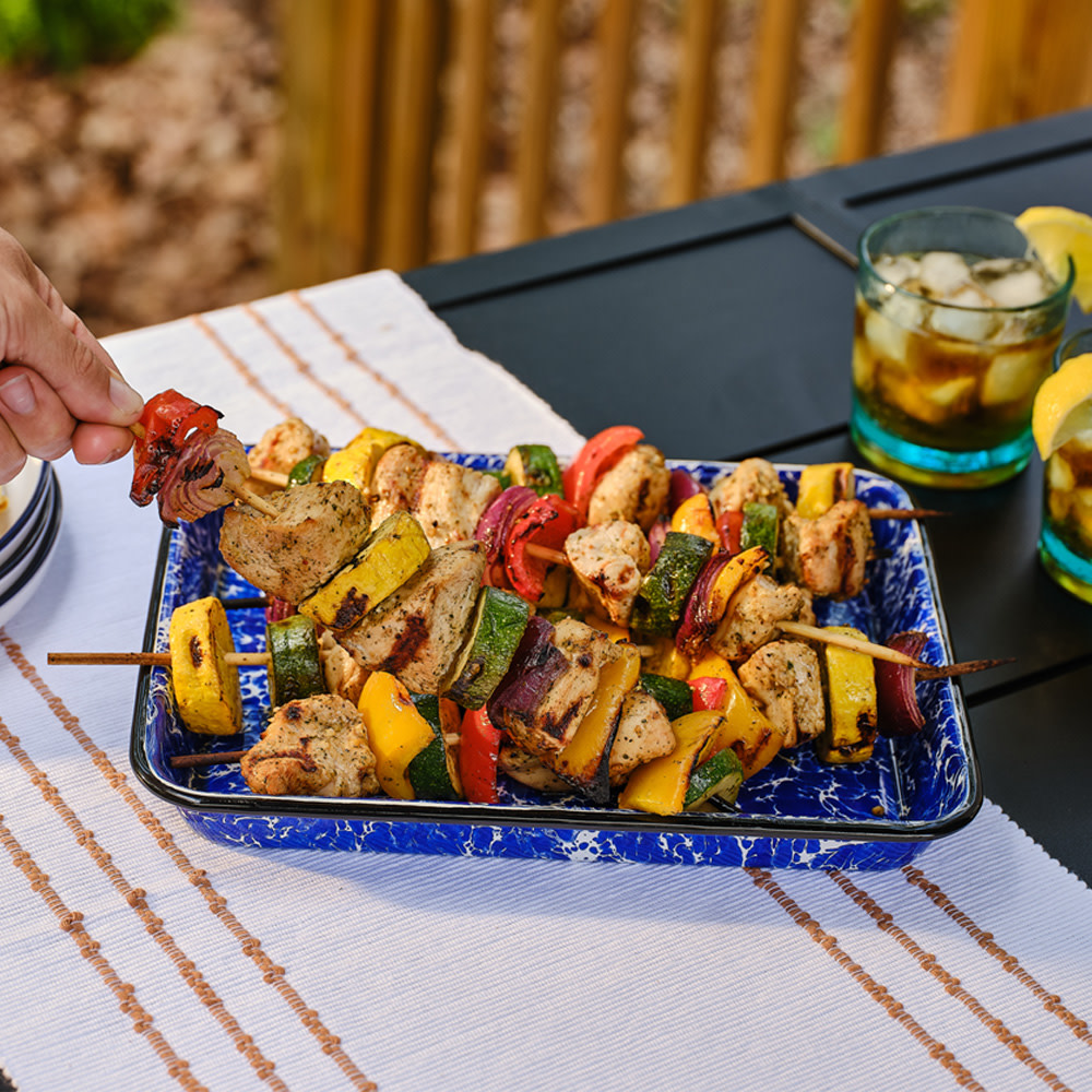 Skewers with grilled chicken and veggies