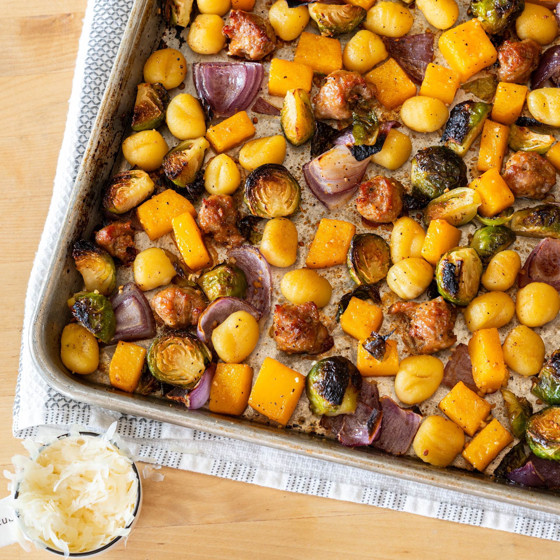 Sheet Pan Sausage and Veg
