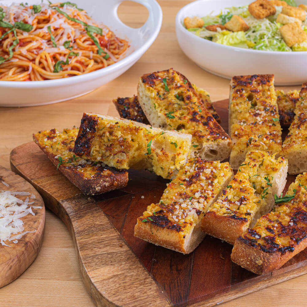 Easy homemade garlic bread recipe