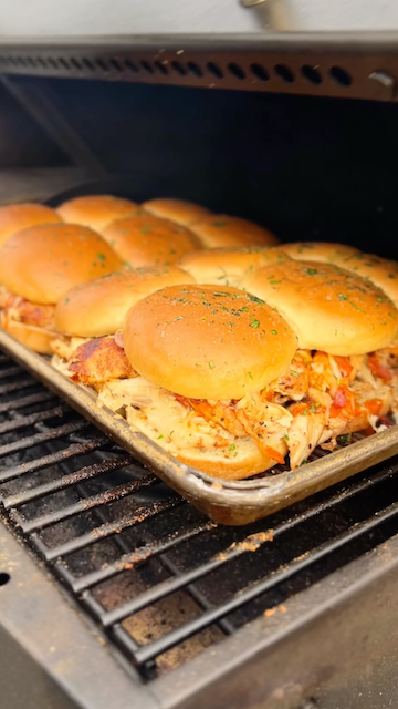 Tom Chicken Sliders Still