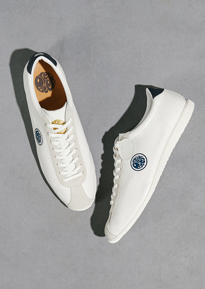 pretty green canvas trainers