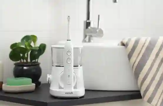 Waterpik Sonic Fusion 2.0 Review: Brush & Floss Smarter