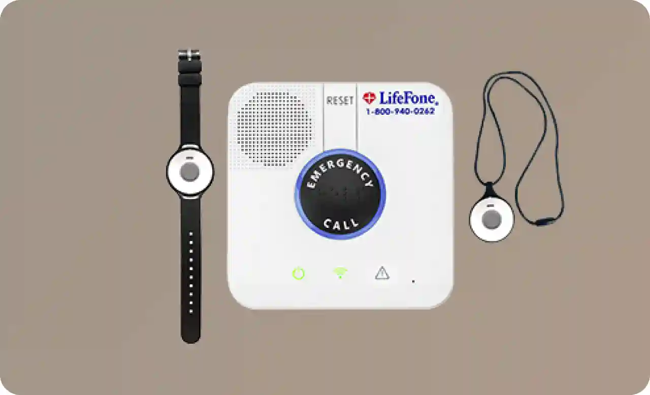 https://images.ctfassets.net/qh77wwp4t6l6/4VGZ0ZKuBByU0FwyM71E8e/d2a92bf4d738a2afc4b95a004c7738dd/Life-Fone_Hero_Image.jpg