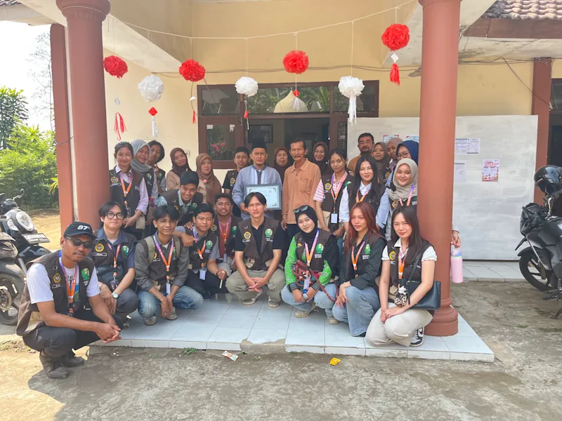 Mahasiswa KKN Unmer Kelompok 10 Gelar Bimbingan Numerik di SDN 03 Bedalisodo