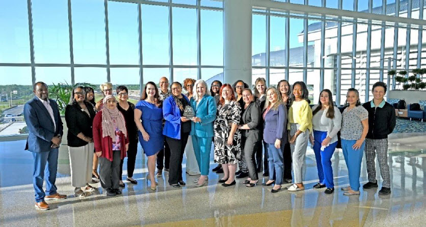 Press-release-group-photo-Airport-Earns-Awards-2025-04-18