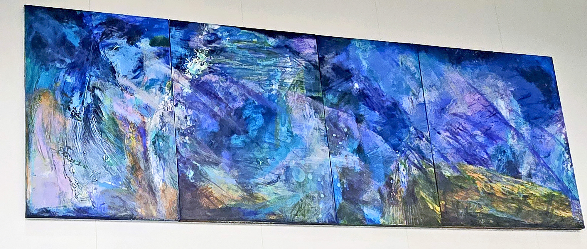 Title of artwork: “Orlando Springs”
Artist: Margaret Ross Tolbert
Details: 2026, oil paintings and mixed media on canvas.
Hundreds of the artist’s mosaic paintings were originally commissioned in 2011 for the international arrivals area and were relocated and expanded with the addition of a series of larger paintings. The updated installation engages viewers on a visual journey into Florida’s geographically unique underground water system.
GOAA Art Collection
Location: Level 4 and Level 6, Terminal C
