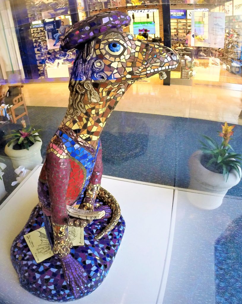 Artist: Suzi Edwards and Ricky Rudden
Details: 2001, 65 inches tall, Mosaic sculpture
Collection: GOAA Art Collection
Location: Terminal B, Level 3, South Walk