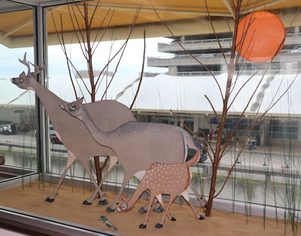Artist: Todd Warner
Details: 1992, Mixed media sculptural installation
Collection: GOAA Art Collection
Location: Level 4, East & West