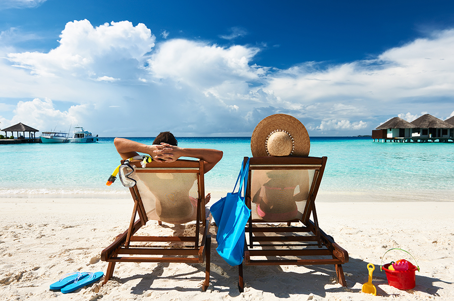 Couple-on-the-beach-photo-AdobeStock-51111249