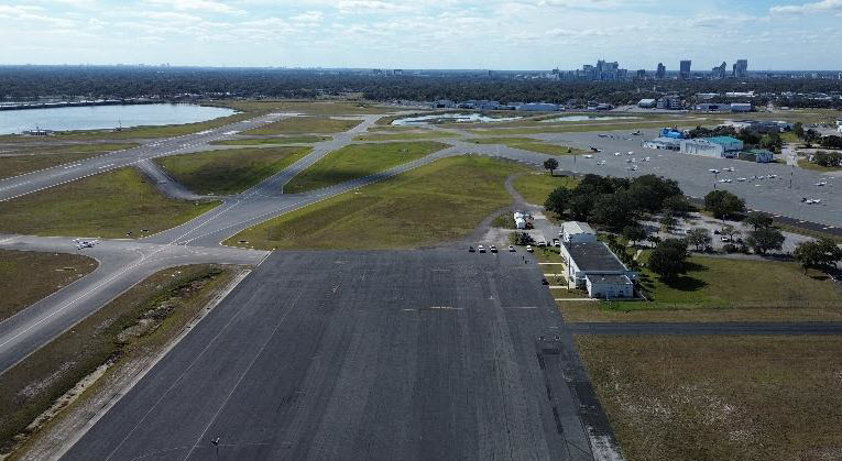 Photo of ORL runway east ramp.
