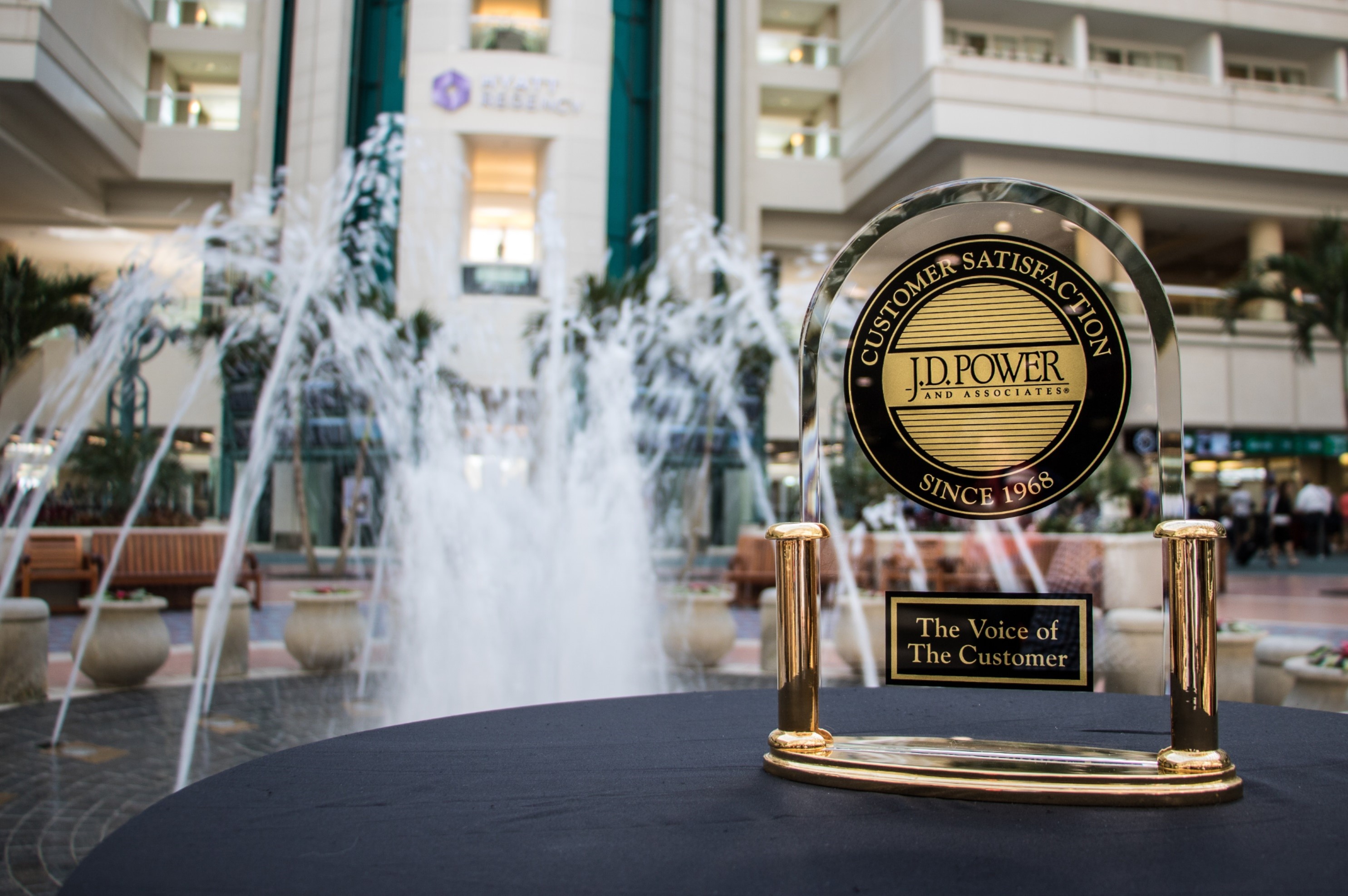 MCO-jdpower-award
