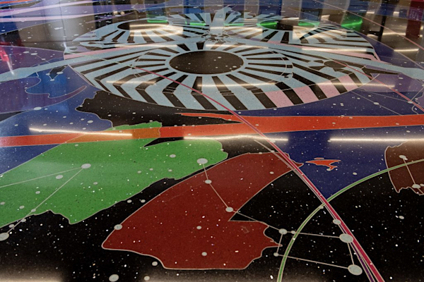 Artist: Scott Parsons
Details: 2017, 28 x 32 feet, epoxy terazzo floor
Collection: GOAA Art Collection
Location: Terminal B, Level 3, Entrance near Security Checkpoint for Gates 70-129