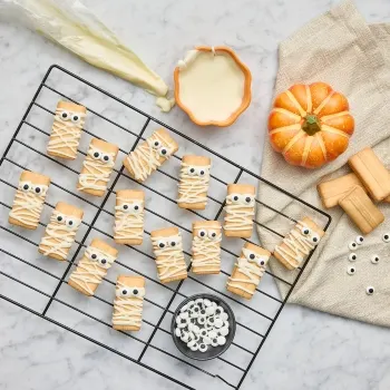 Arnott’s Shortbread Cream Mummies Thumbnail