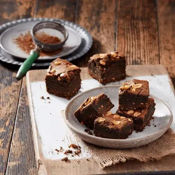 arnotts-farmbake-peanut-brownie-slice