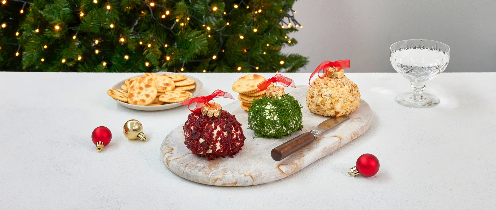 Hero Image Recipe Cream cheese Baubles with Jatz