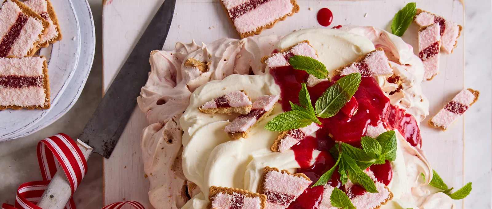 Hero Image Recipe Iced VoVo Pavlova