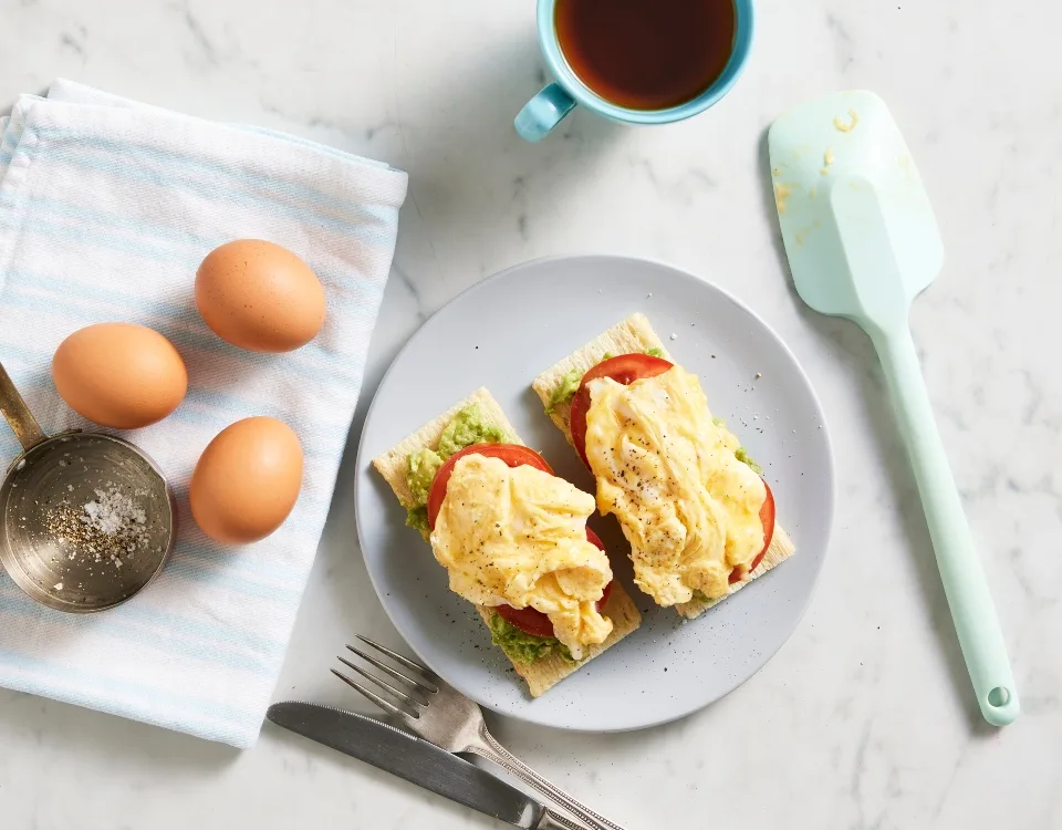 Hero Image Recipe Scrambled Egg with Tomato and Avocado