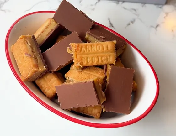 Hero Image Recipe Mini Scotch Finger Caramel Slice Bites