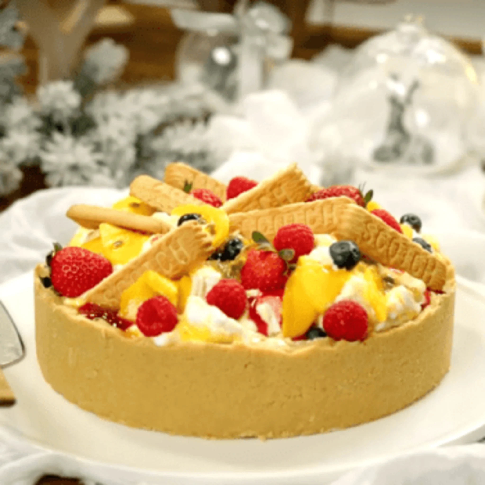 SCOTCH FINGER CHEAT S NO-BAKE PAVLOVA