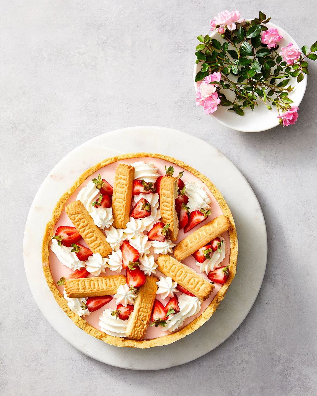 Hero Image Recipe Arnott's Gluten Free Fresh Strawberry Cheesecake
