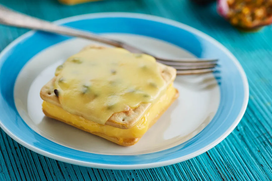 Hero Image Recipe Arnott's Vanilla Sao Slice