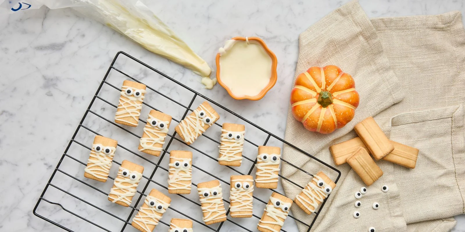 Hero Image Recipe Arnott’s Shortbread Cream Mummies 