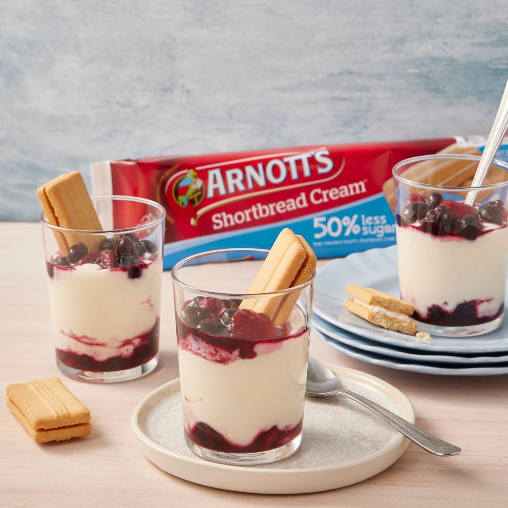 Arnott's Reduced Sugar Shortbread Cream Parfait
