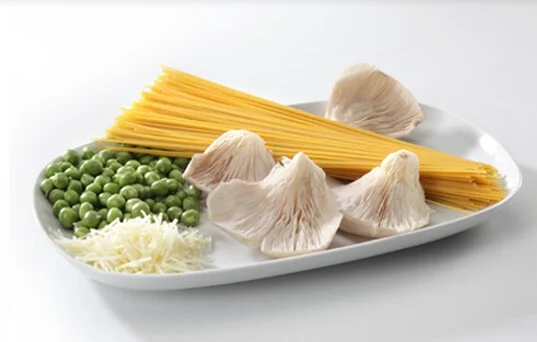 Espaguetis con guisantes para adultos