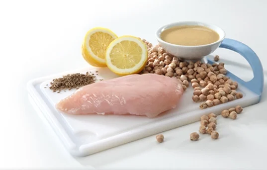 Humus con verduras para embarazadas