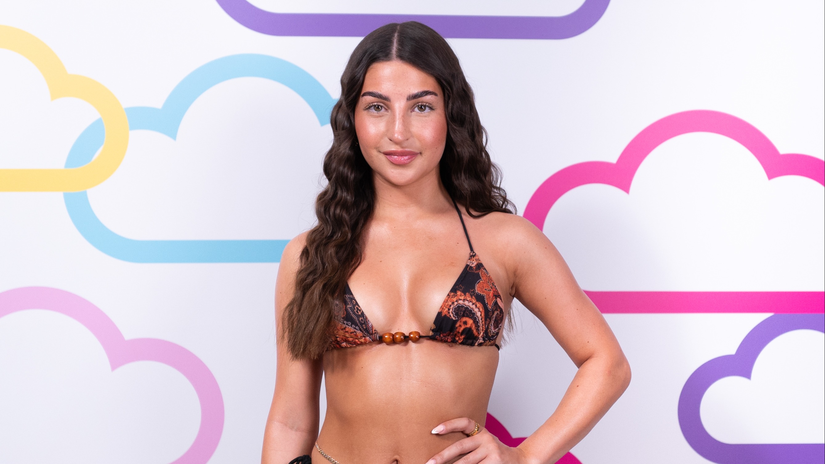 Meet the Casa Amor girls Love Island All Stars