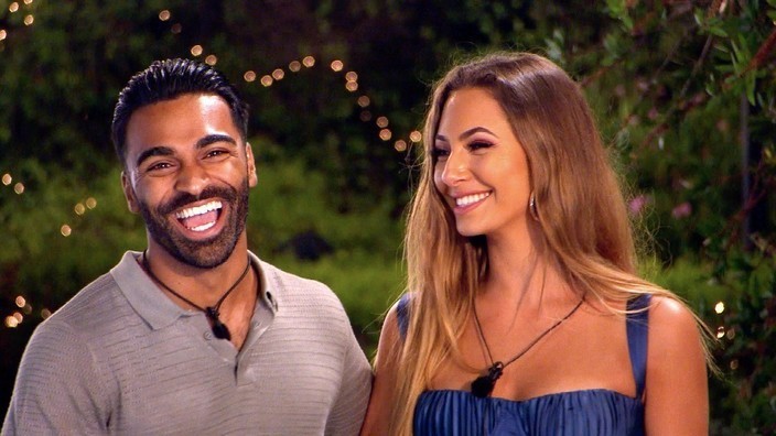 Nas and Eva are dumped from the villa | Love Island