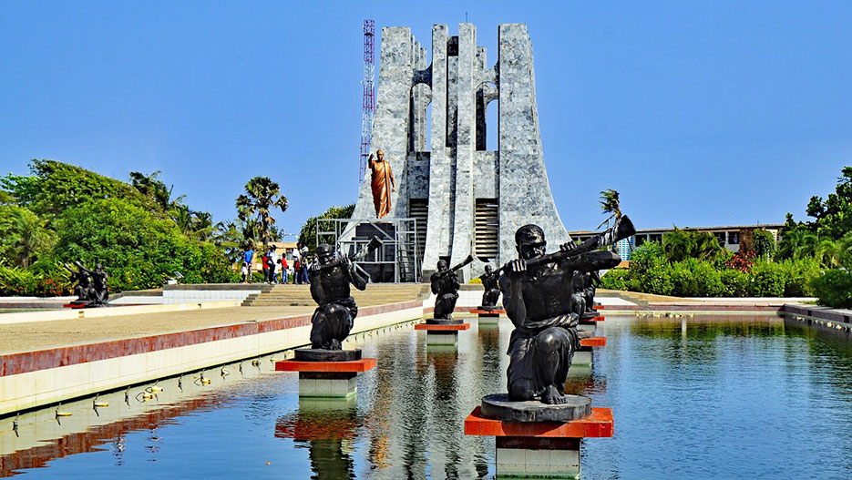 Exploring_Accra_Ghanas_Vibrant_Capital_of_Culture_Markets_Beaches_Art_and_Nightlife.jpg