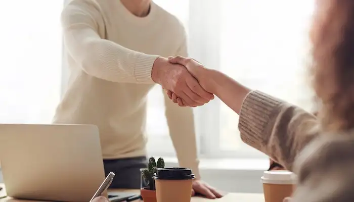 What Startup Founders Need To Know About New Hire Paperwork Brex
