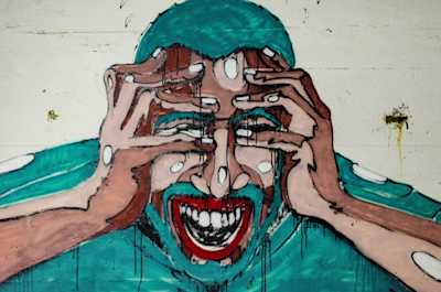 Abstract Stressed Face aaron-blanco-tejedor-VBe9zj-JHBs-unsplash