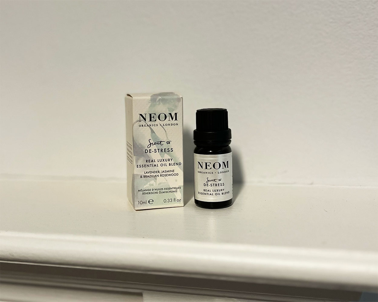 Neom Scent To De-Stress Essential Oil Blend 10ml
