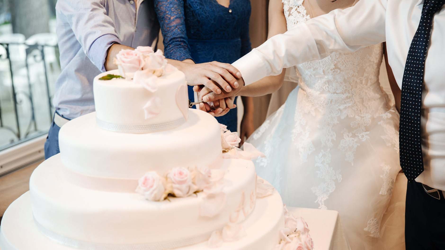 Wedding Cake Tiers, Sizes and Servings Advice