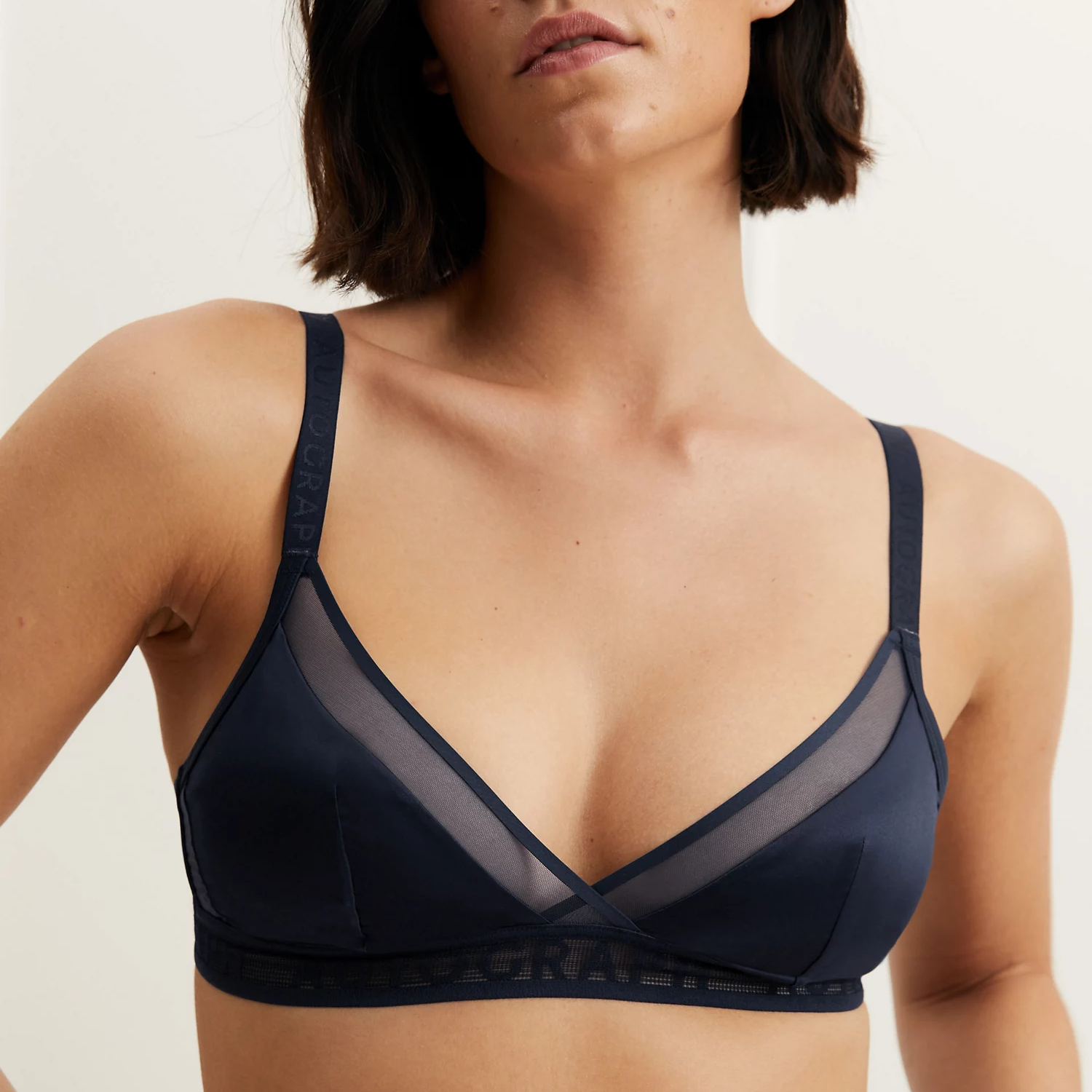 MARKS & SPENCER Silk & Lace Wired Full Cup Bra A-E Women Everyday Lightly  Padded Bra - Buy MARKS & SPENCER Silk & Lace Wired Full Cup Bra A-E Women  Everyday Lightly