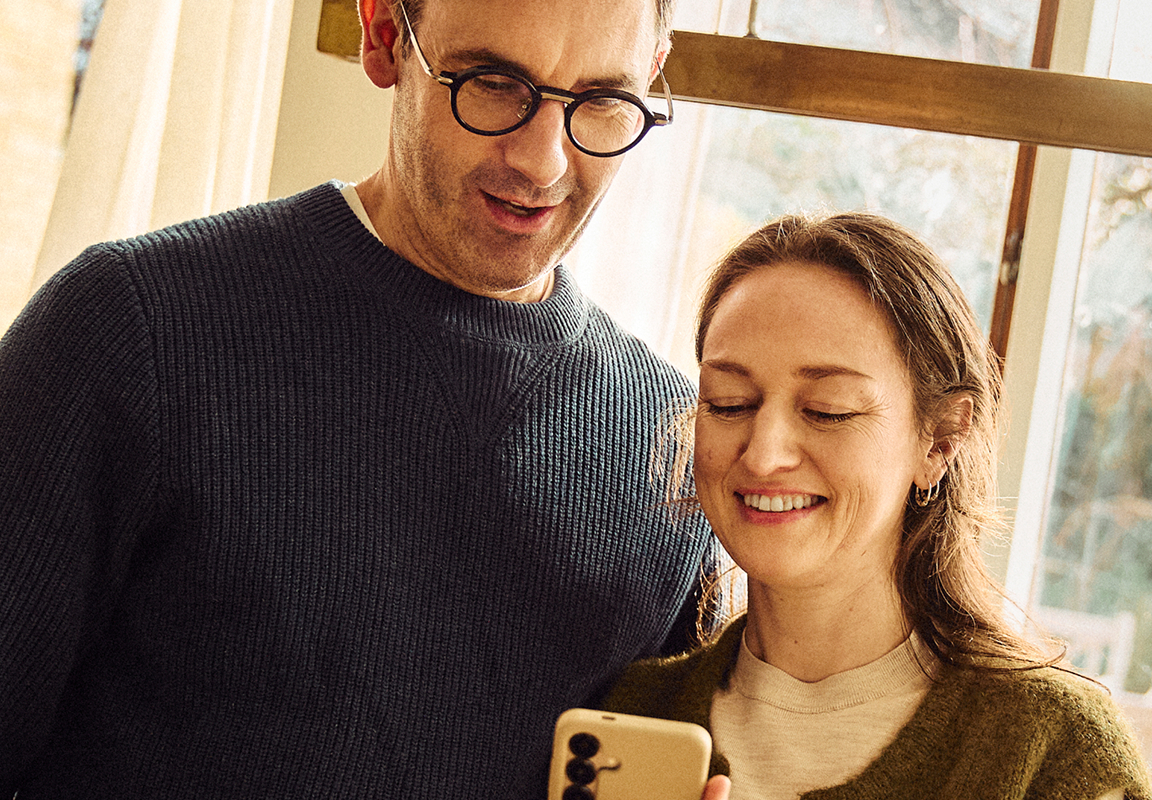 Saml mobil og internet. Og spar.