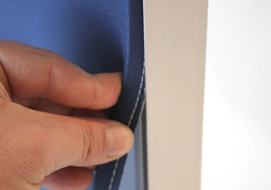 Estructura autoportante con tela tensada - Tela con ribete cosido