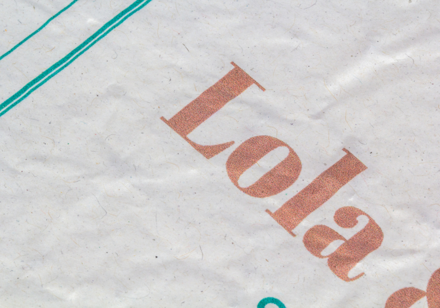Papel con semillas de hierbas aromáticas de Lola Oliver