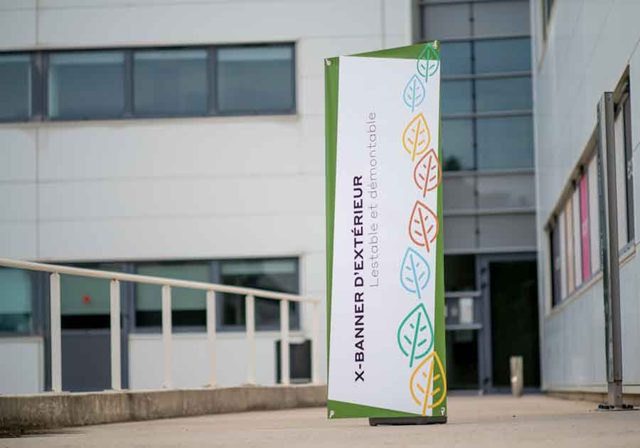 Banner x exterior recto