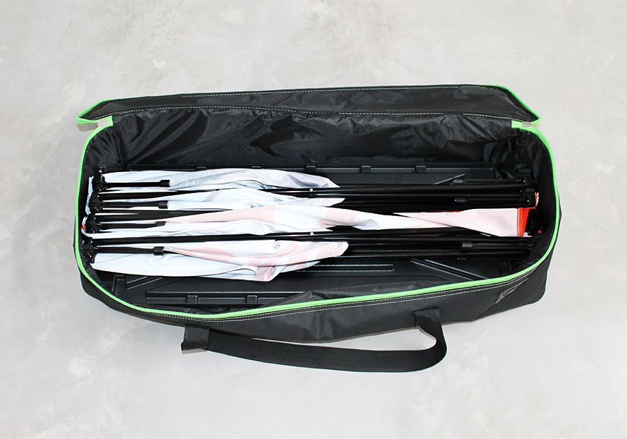 Soporte multiusos con 3 visuales y bolsa guardada